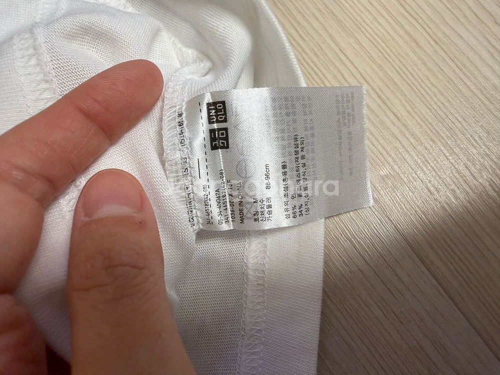 유니클로 기본나시티5종+흰티4종 일괄--3