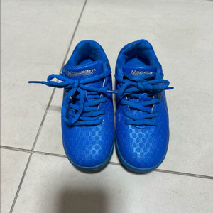 낫소 파란색 풋살화 180