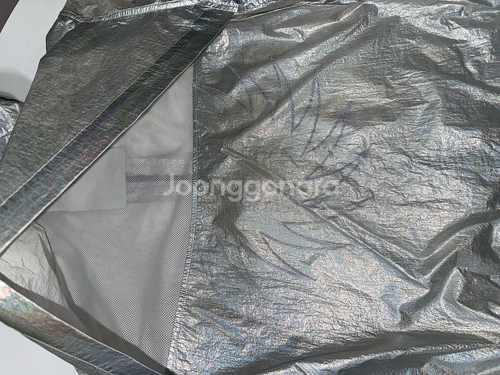 uvu ultralight windbreaker--5