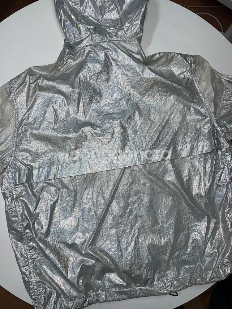 uvu ultralight windbreaker--4