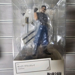 강철의 연금술사 킹 브래드레이 팝업 퍼레이드 피규어