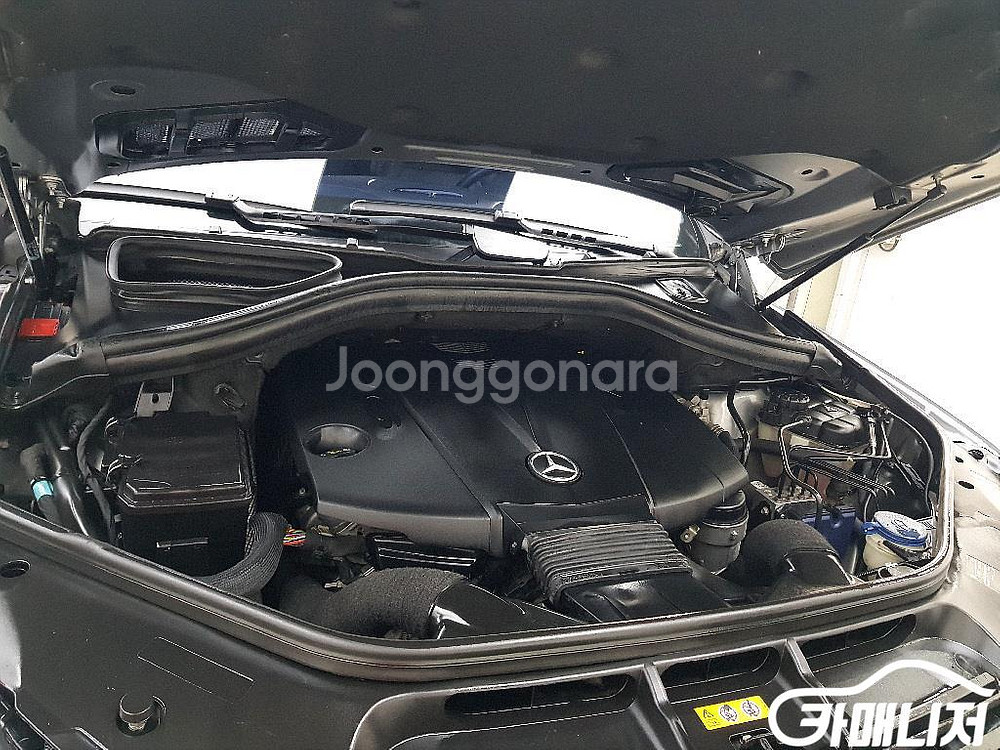 [벤츠]뉴 M클래스 W166 ML350 블루텍 4매틱--5