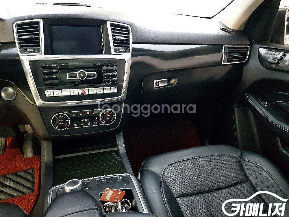 [벤츠]뉴 M클래스 W166 ML350 블루텍 4매틱--9