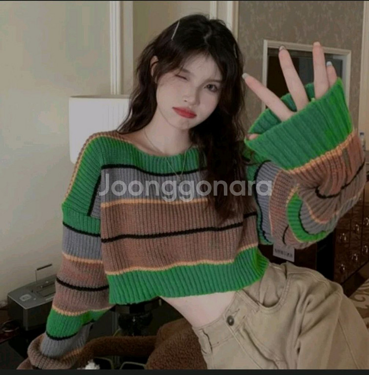 (1회시착)그린라인 오프숄더 크롭 니트S(44~55)--1