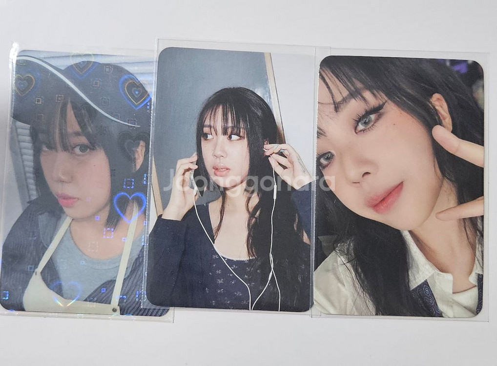 급전)이영지 포카 럭드 일괄 양도 앨범스몰걸래퍼--0