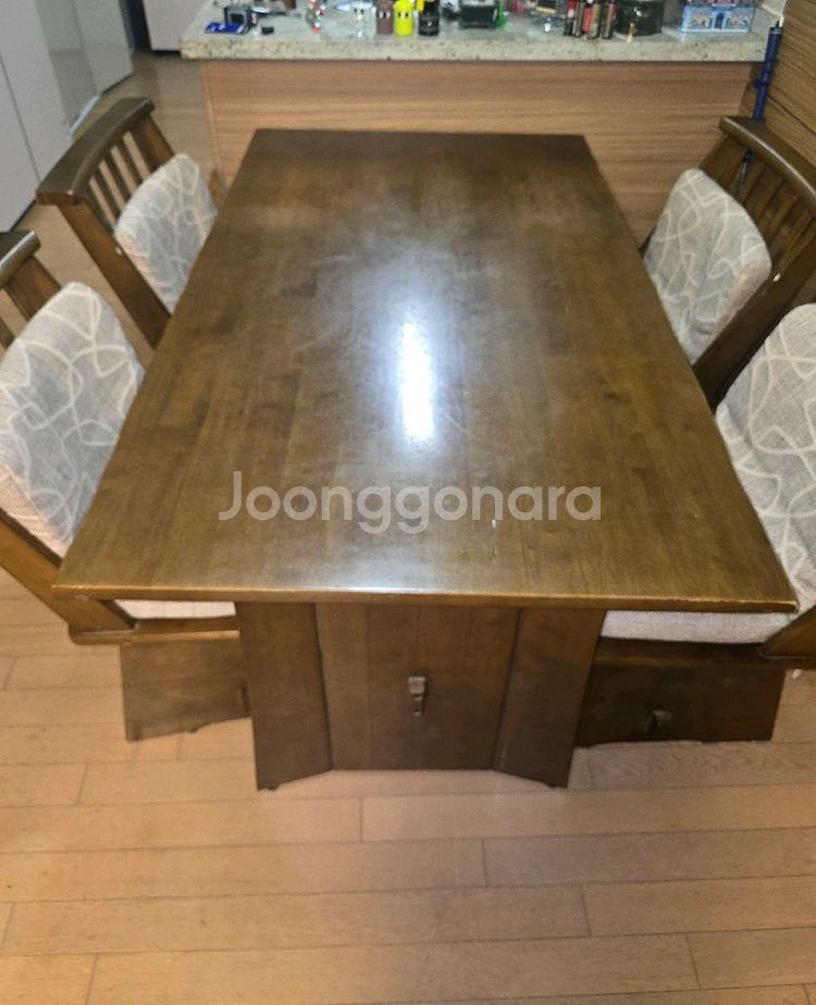 아피나 (APINA) 4인 식탁 + 의자 세트--1