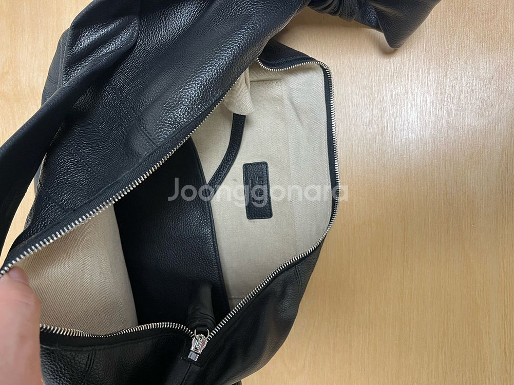 르메르 / 범백 / 소가죽 / 블랙 / 라지--1