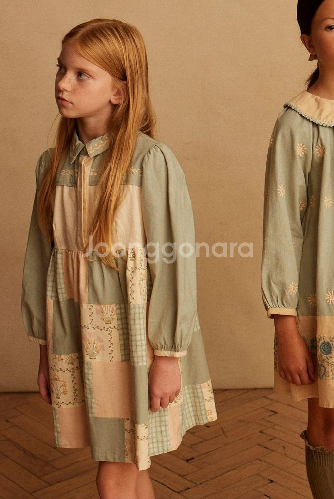 아폴리나키즈 리타 머를 5-7--4