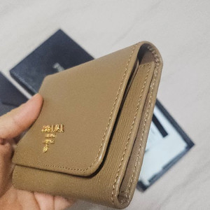 프라다 3단지갑