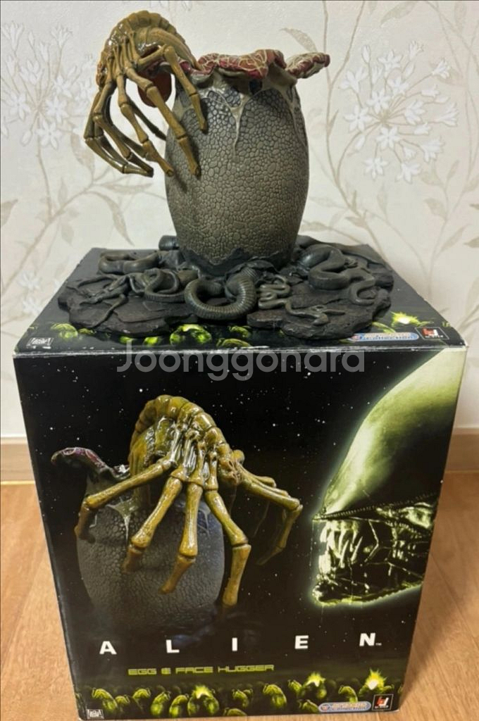 에일리언 페이스허거 스태츄 팝니다!--0