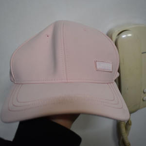 디스커버리 모자