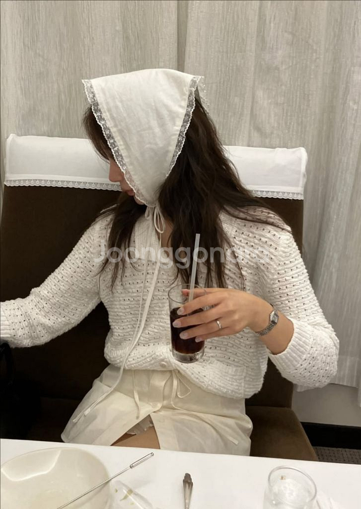 [새상품] 바이무드 웨더 레이스 커치프 스카프--1