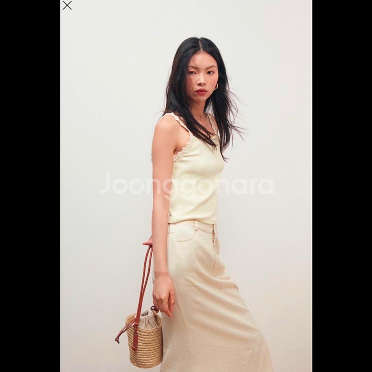 h&m 에이치앤엠 레이스 디테일 스트랩 탑--7