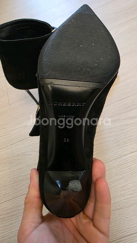 버버리 블랙 스웨이드 버클 앵클 부츠 38--3