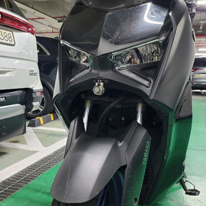 xmax300 24년식 2.8