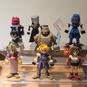 파이널판타지7 리버스 피규어