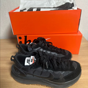 나이키 사카이 블랙검255