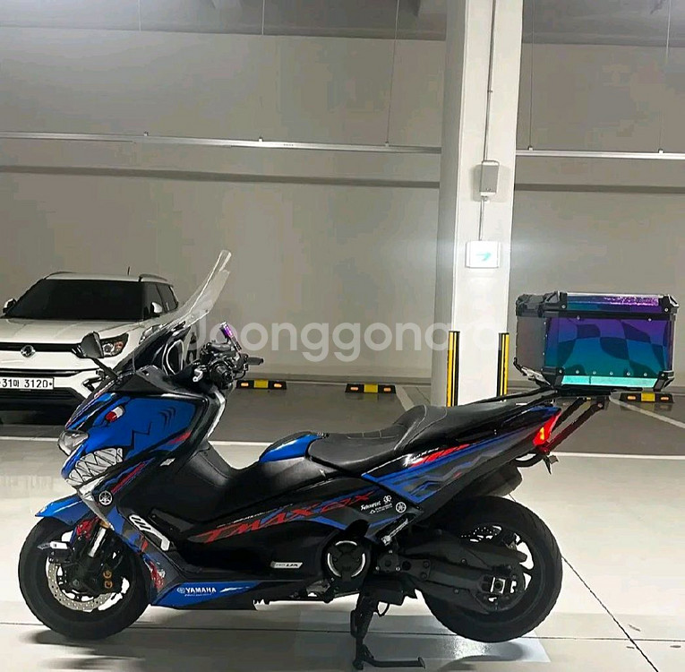 TMAX DX 2017년식 5만 아크라정품 2구--1