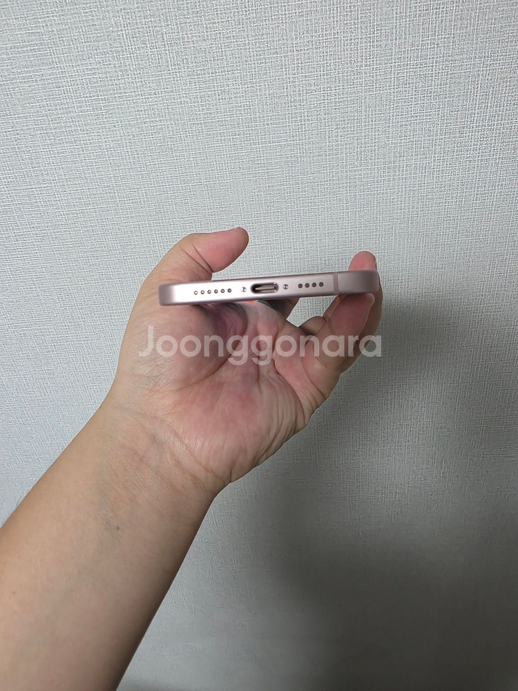 아이폰15플러스 핑크 128기가 SS급 팝니다.--5