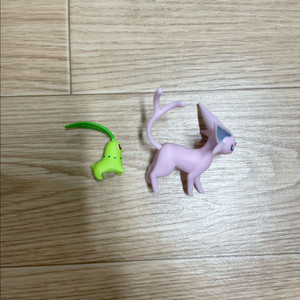 반다이 포켓몬스터 치코리타/에브이 피규어 일괄