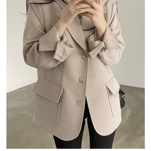 크림치즈마켓 스위트피 시그니처 블레이저 자켓 베이지