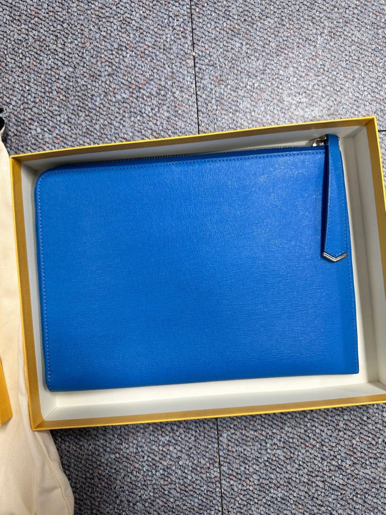 정품 펜디 몬스터 클러치 가방 전시품급 보증서유 박스--2