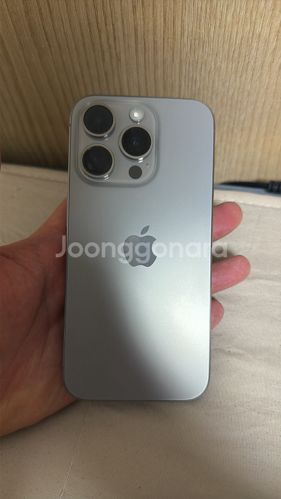 아이폰 15 pro 128GB--9
