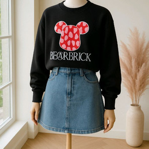 여성 캐릭터 간절기 쭈리 숏 맨투맨ㅡ무배