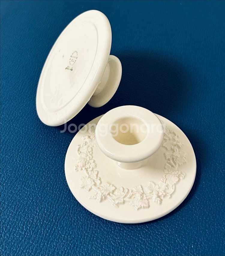 빈티지 웨지우드 퀸즈웨어 크림색 캔들홀더 2개 세트--4