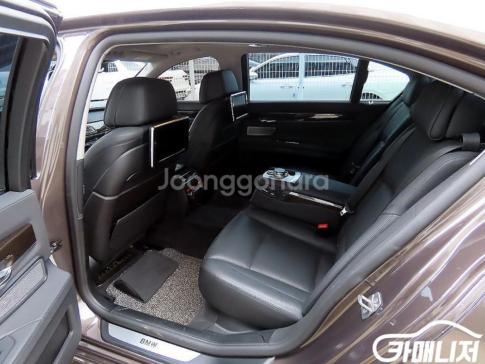 [BMW]7시리즈 (F01) 750 Ld xDrive--5