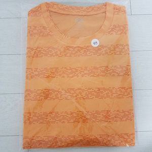 새상품(미개봉) 마운티스트 등산 의류 상의 반팔 티셔츠