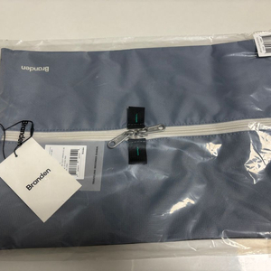 [미개봉] 브랜든 하프하프 멀티 파우치 스카이블루