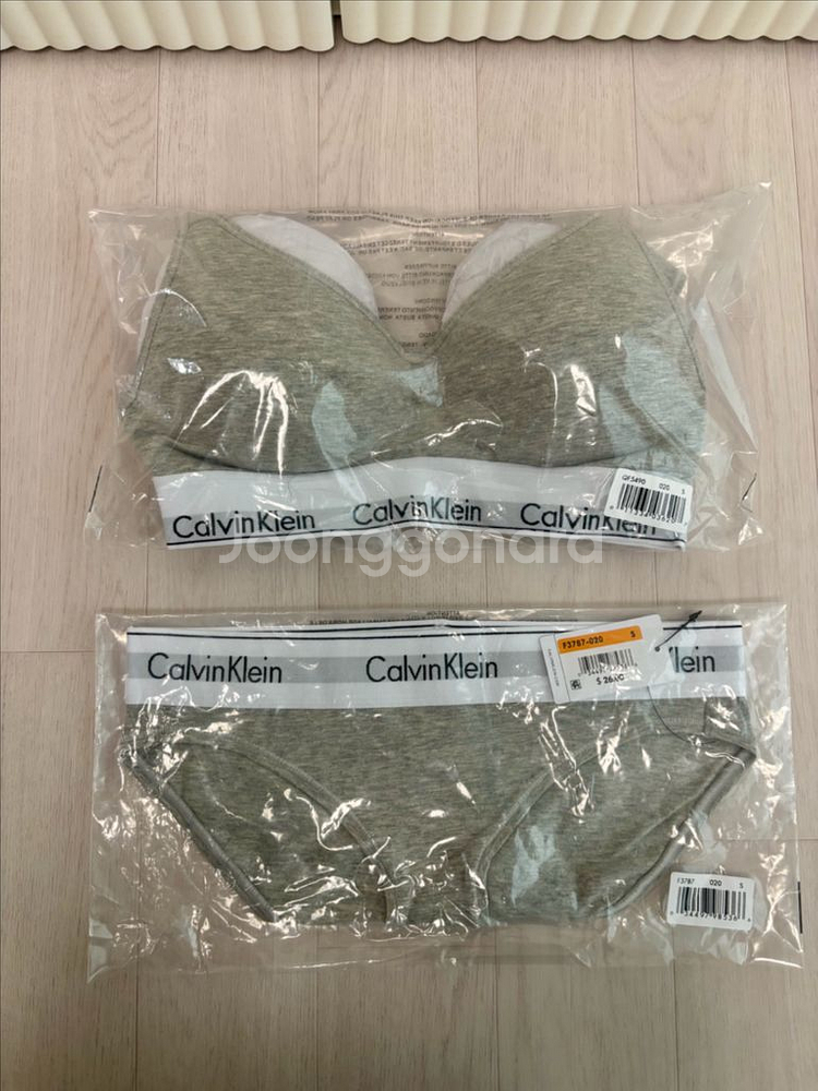 캘빈클라인 언더웨어 리프트 스쿱 브라렛 팬티 속옷세트--3