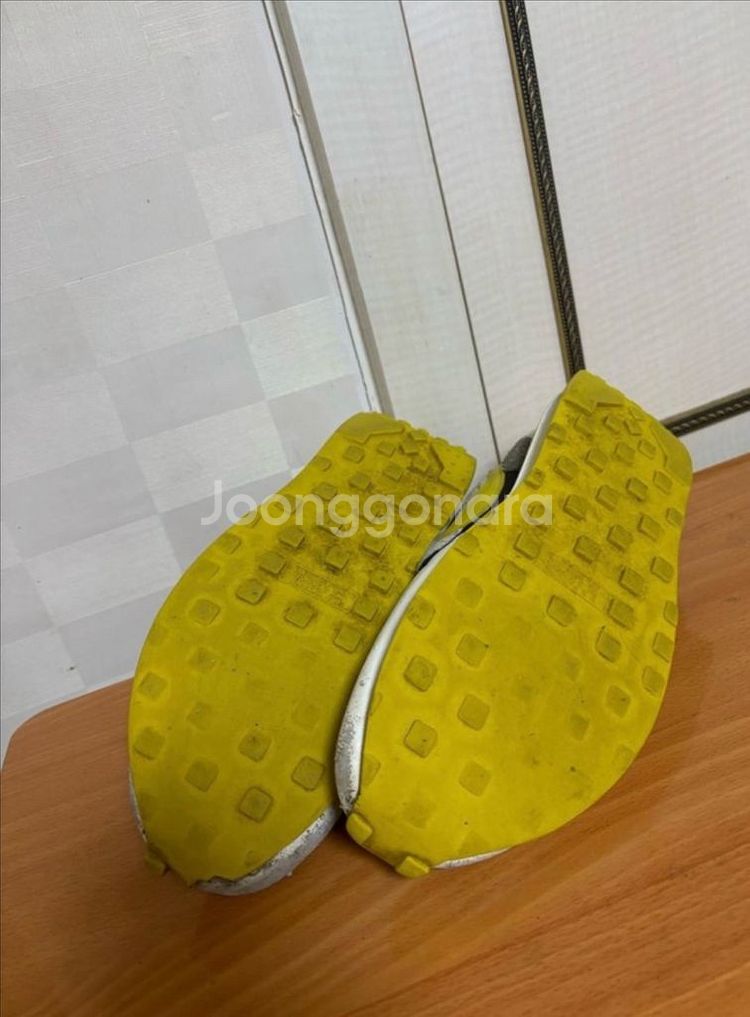 나이키 사카이 옐로우 280--4