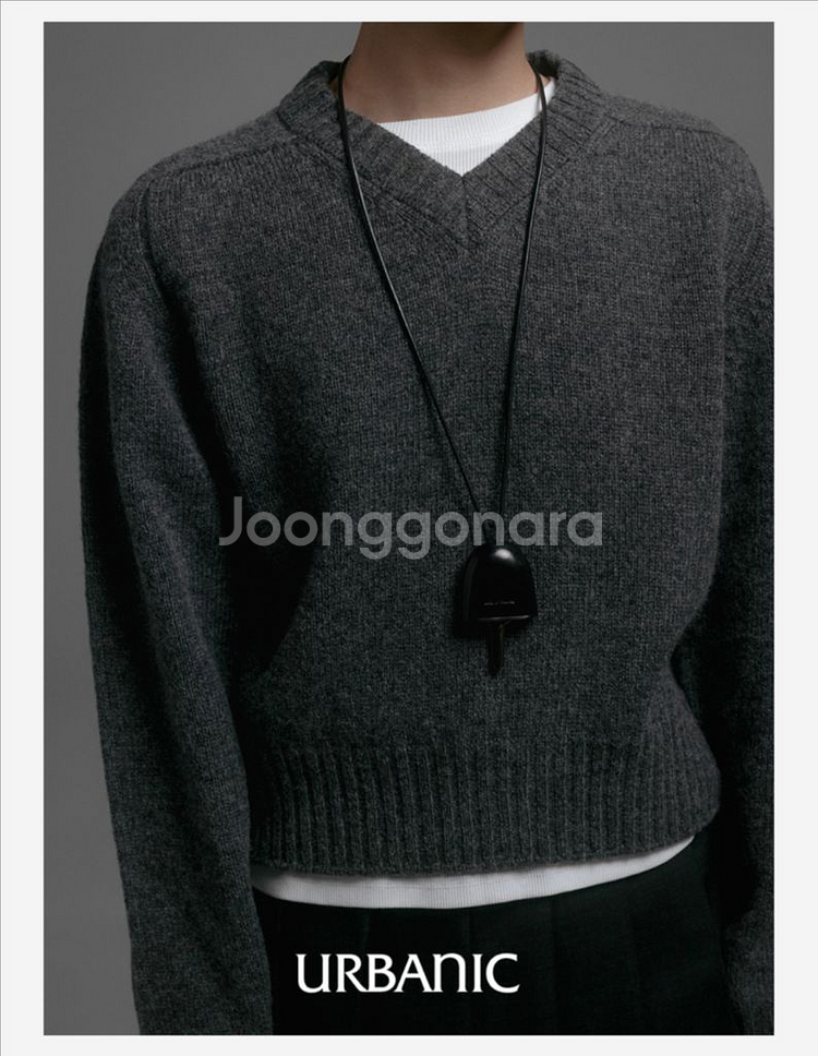 얼바닉30 Rigby v-neck knit--1