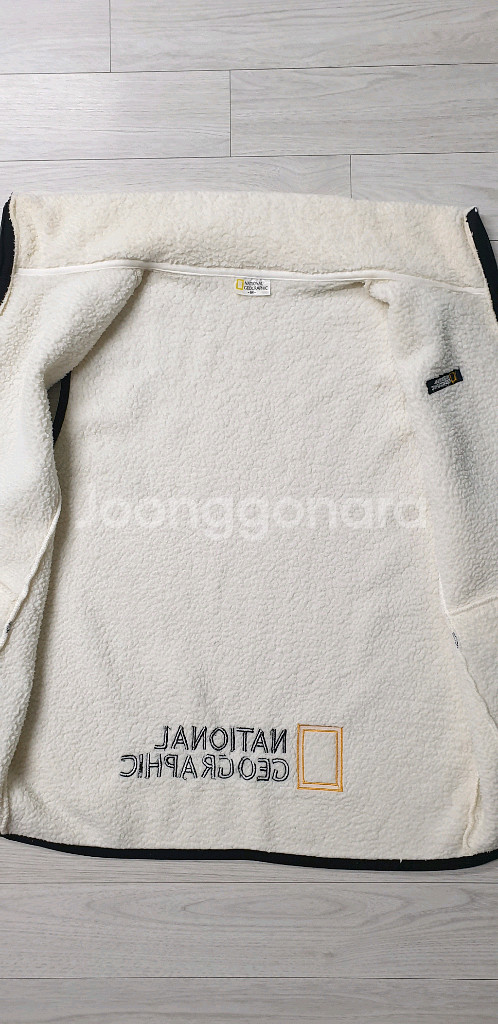 내셔널지오그래픽(해외판) 양털조끼 100호 드라이완료!--2