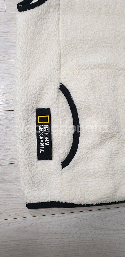 내셔널지오그래픽(해외판) 양털조끼 100호 드라이완료!--5