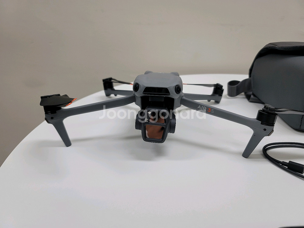 DJI AIR 3S 팔아요--1