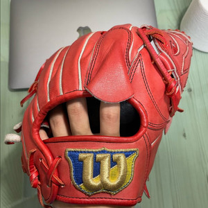 윌슨 스태프 투수글러브