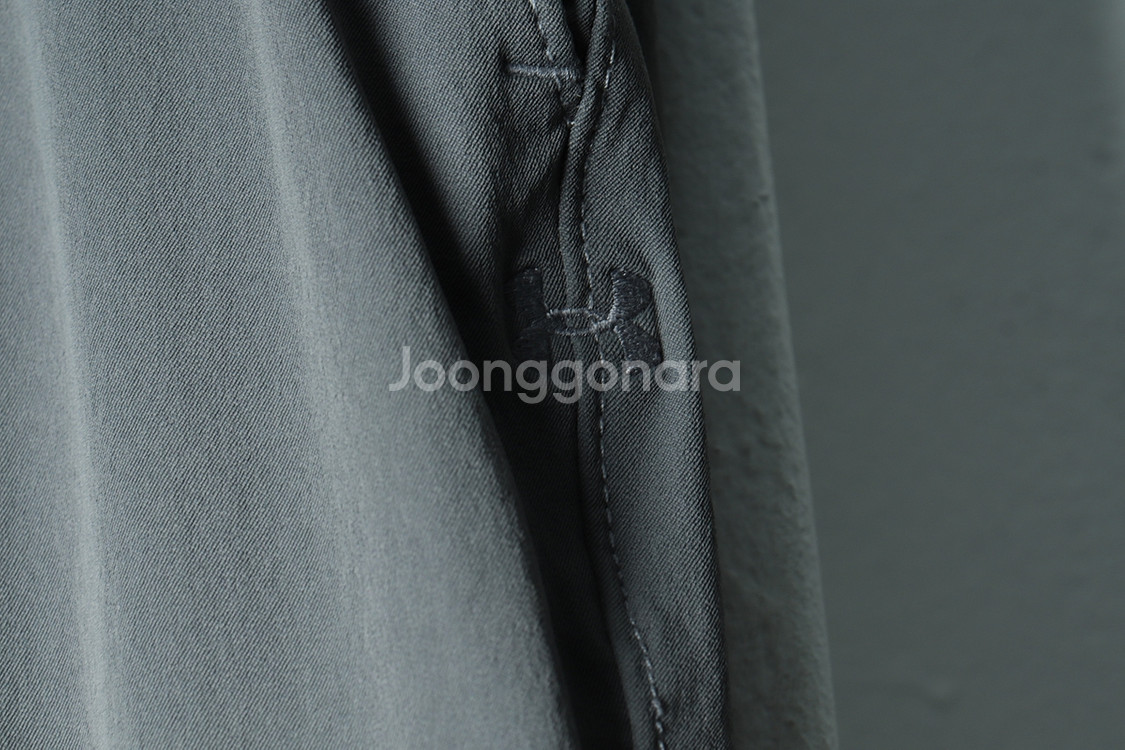 (2XL) 언더아머 슬랙스 경량 바지 빅사이즈 그레이--4