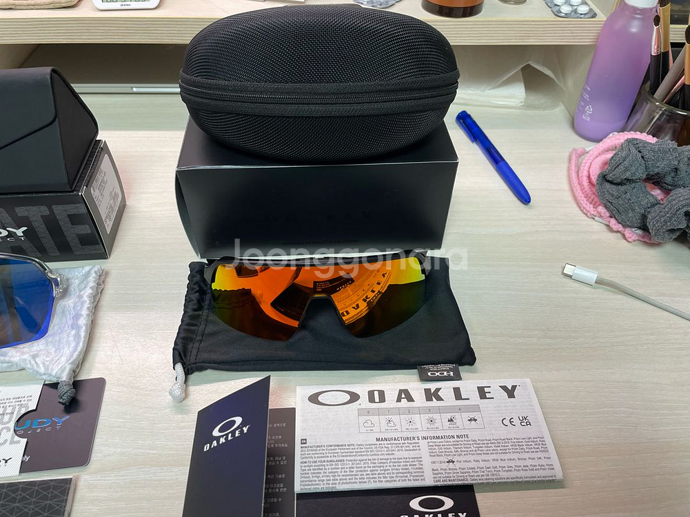 오클리 수트로 라이트--1