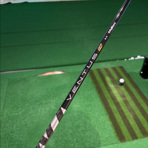 벤투스 블랙 TR 6S (테일러메이드 슬리브)