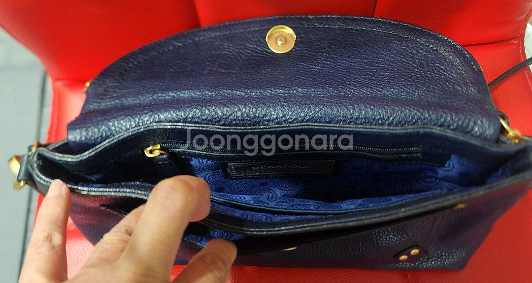 빈폴 크로스백 네이비 가죽-정품--2