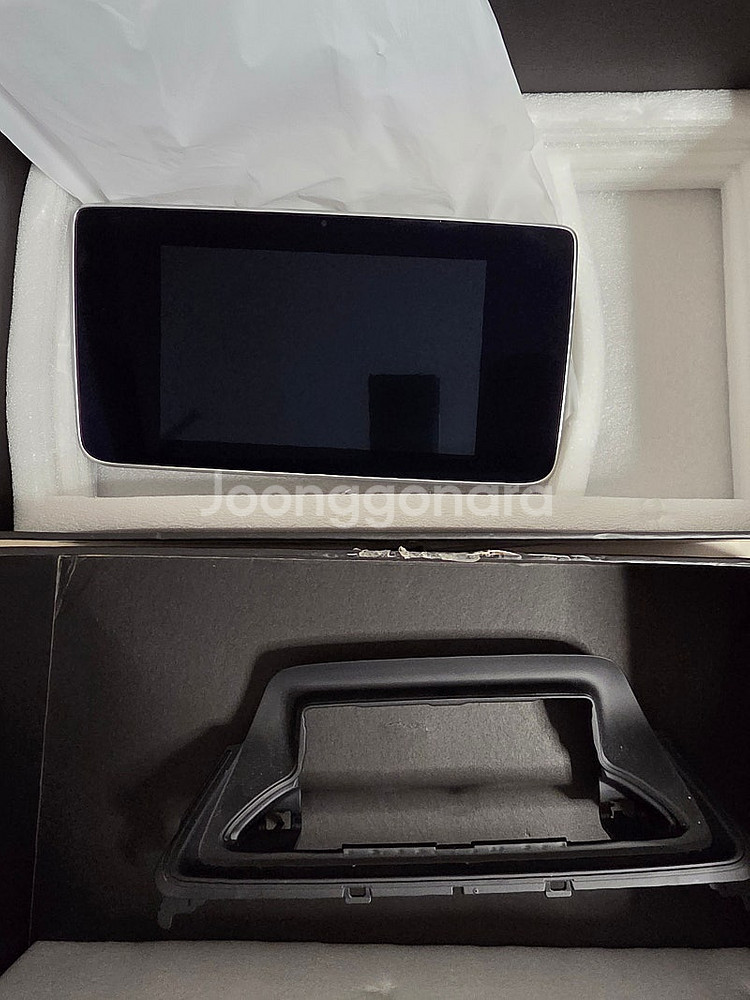 벤츠 W218 16년식 CLS 디스플레이 모니터 판매--0