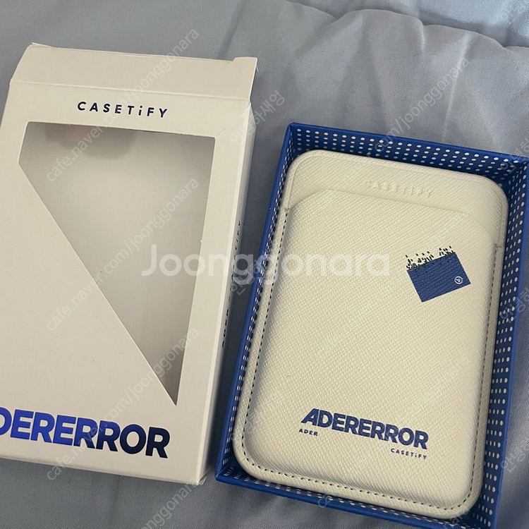 아더에러 X 케이스티파이 magsafe 지갑 팝니다.--1