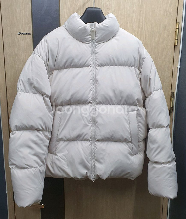 무신사 다운 푸퍼 숏 패딩 2XL (더스티크림)--0
