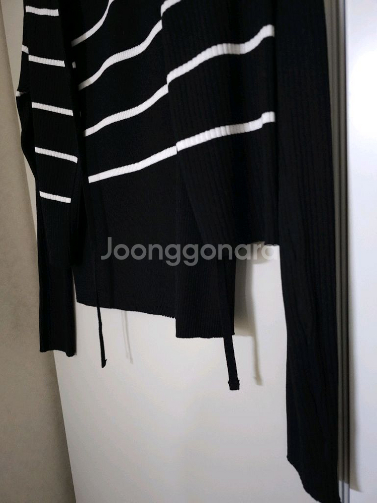 플라스틱아일랜드 나시 레이어드 스트라이프 가디건--6