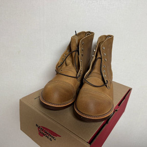 레드윙 아이언레인저 8083 9.5(275) 새제품