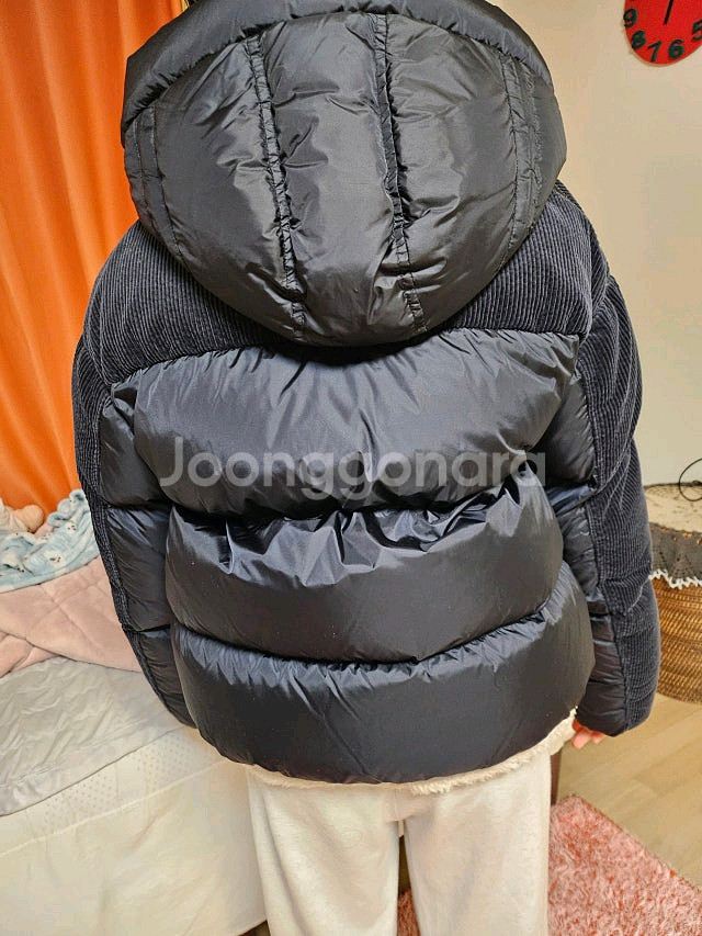 파라점퍼스 여성 코듀로이 푸퍼 패딩 M 95--7