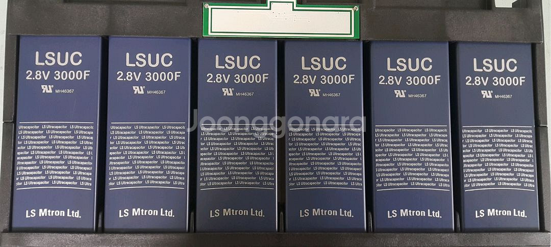 LSUC 2.8V 3000F 슈퍼콘덴서.--0